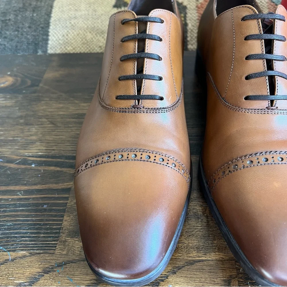 Salvatore Ferragamo Boston Brogue Burnished Leather Cap-Toe Oxfords 10.5 E